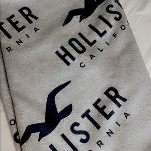 Hollister Throw Blanket